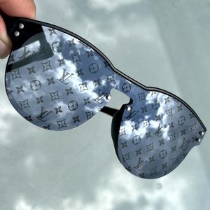 Louis Vuitton Mens Waimea Round Sunglasses